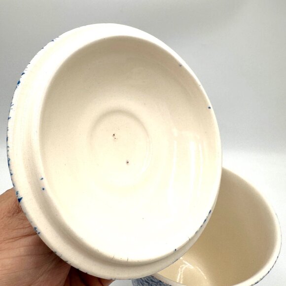 Vintage Art Pottery Blue And White Sponge Ware container with lid country Farmh - Picture 3 of 12